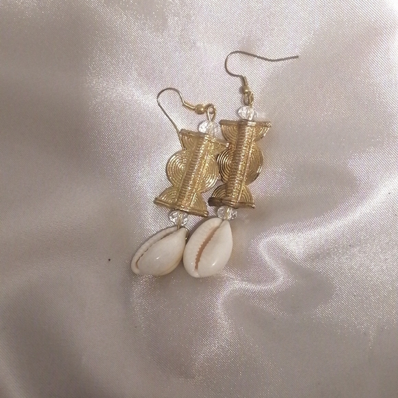 Handmade African Seashell Fashion Earrings#Clearance#Lastprice#No offer - Picture 3 of 4